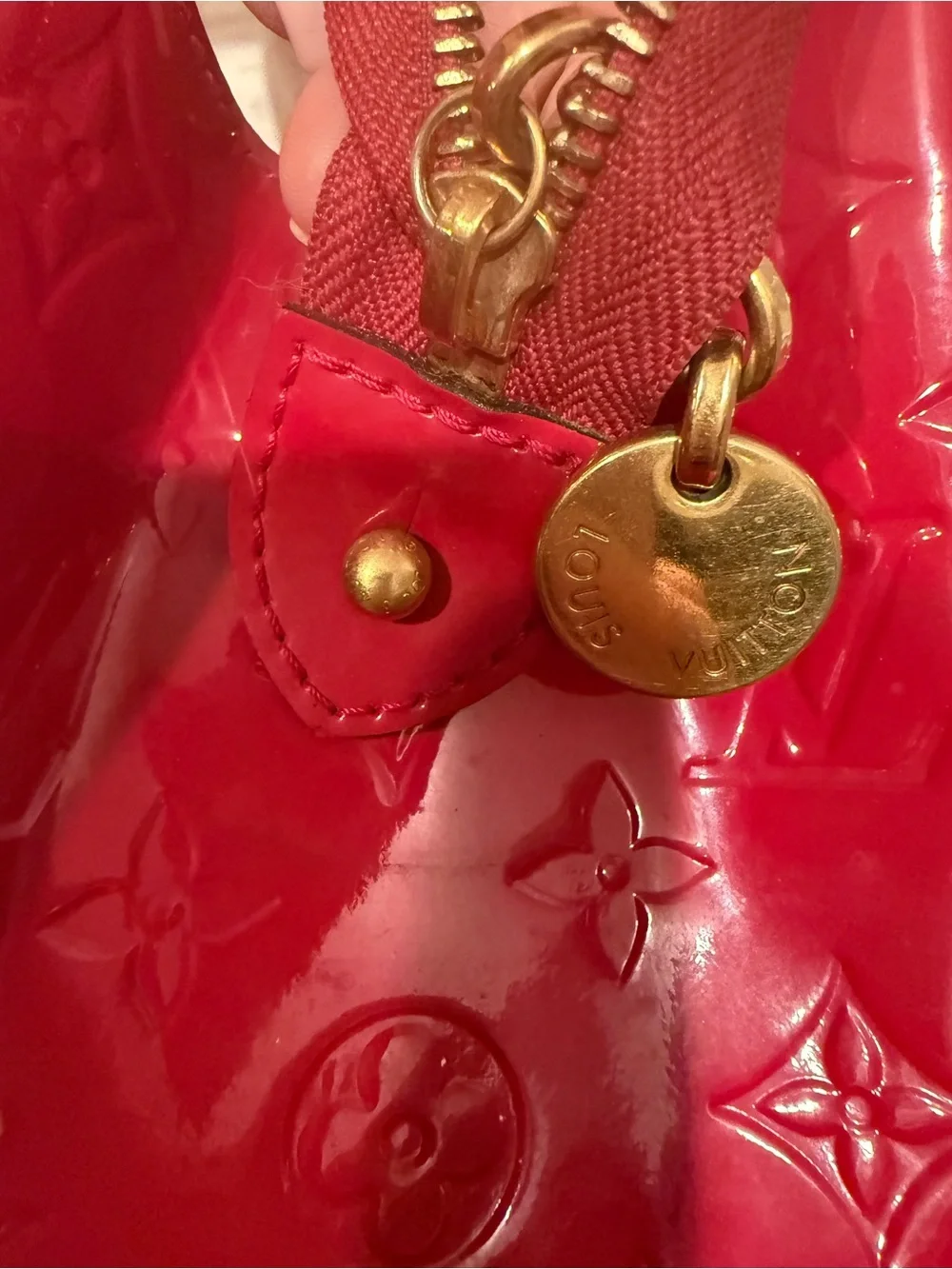 Louis Vuitton Red Vernis Brea MM Top Handle  Detachable Strap